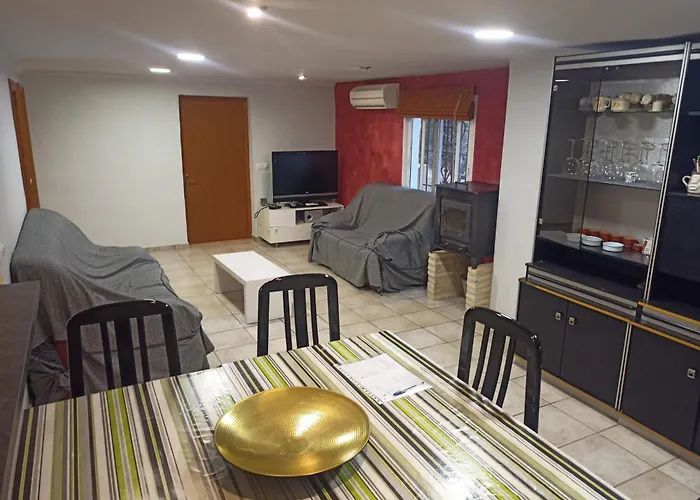 Con Piscina Lua * Manises