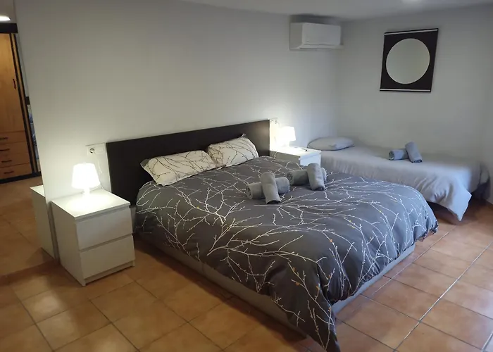 Con Piscina Lua Dom wakacyjny Manises