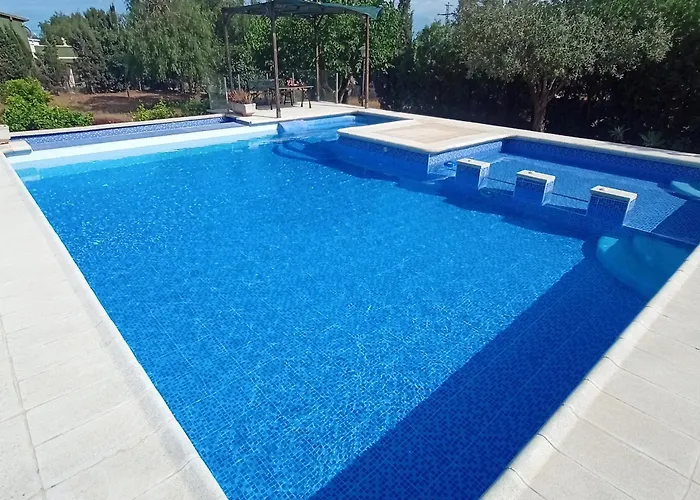 Con Piscina Lua